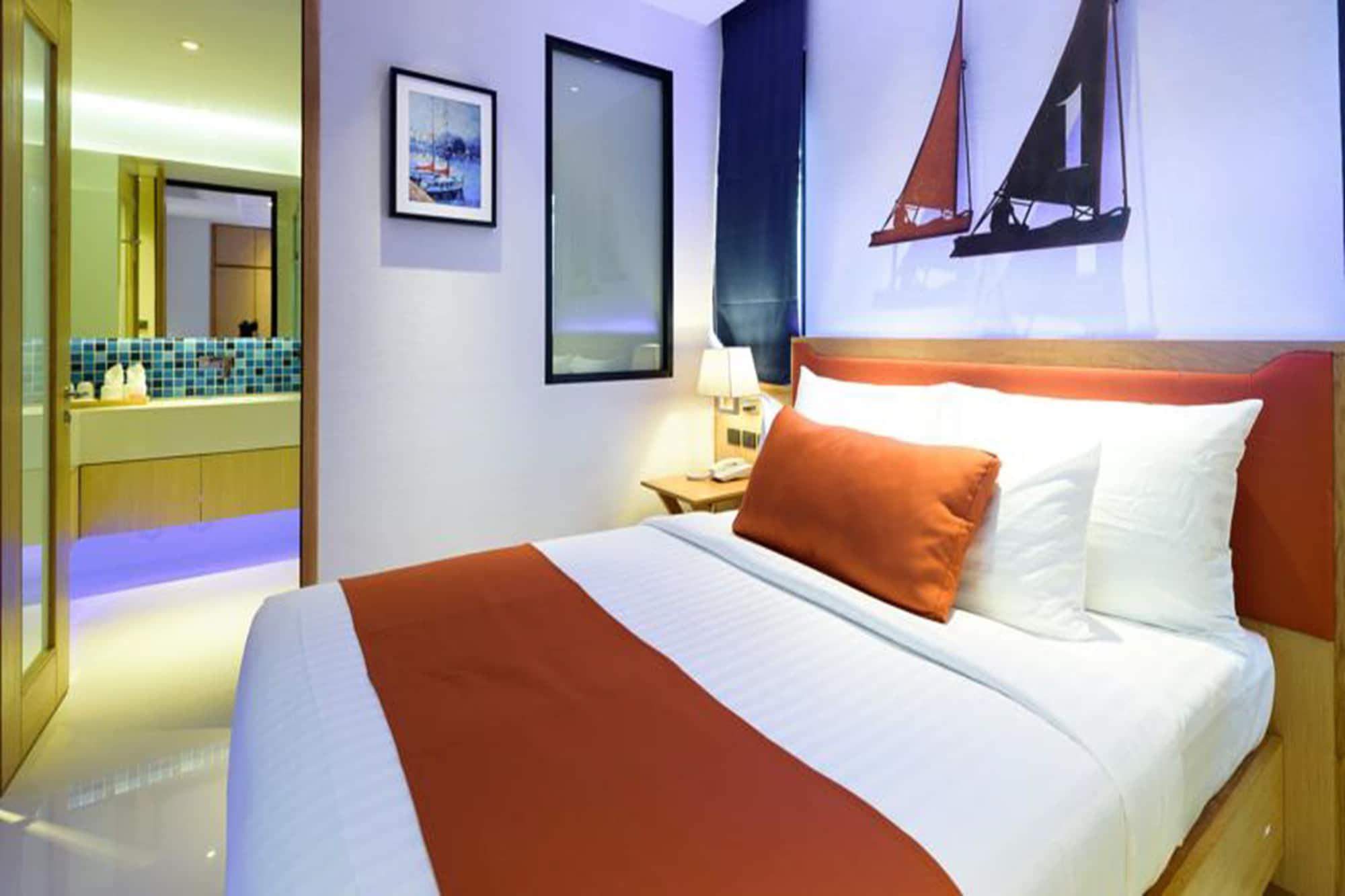 Hotel Deep Blue Z10 Pattaya Esterno foto