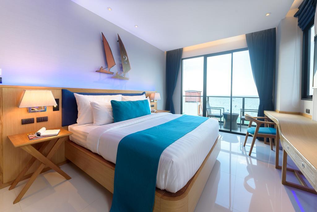 Hotel Deep Blue Z10 Pattaya Esterno foto