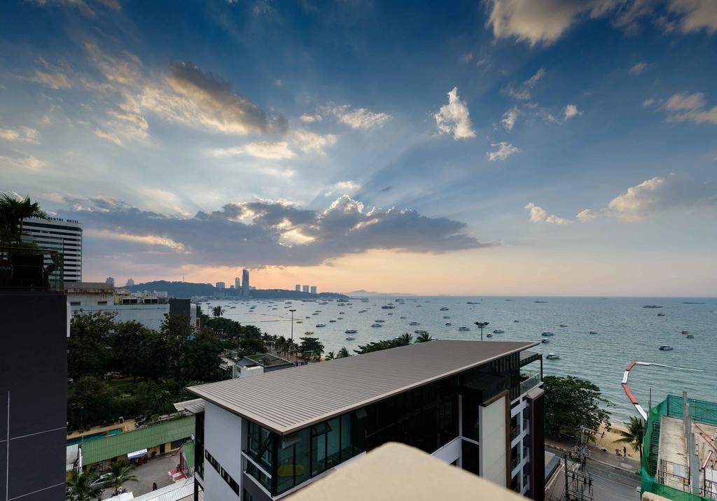 Hotel Deep Blue Z10 Pattaya Esterno foto